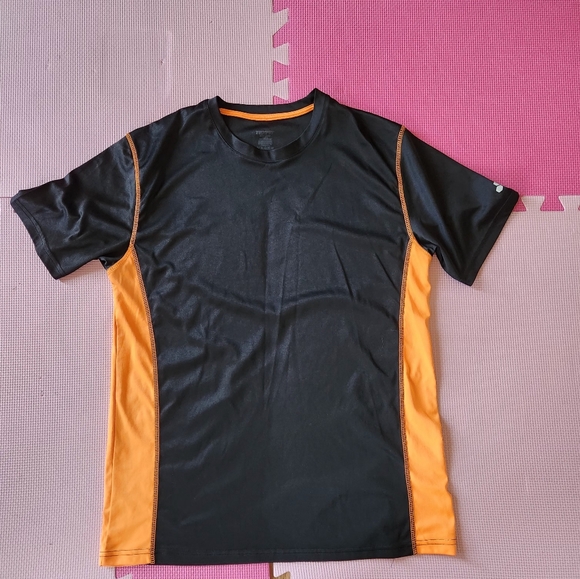 Generic sports shirt - Picture 1 of 2